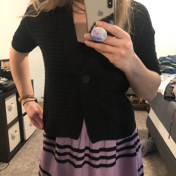 Short Sleeved Knitted Cardigan - Picture 4 of 6